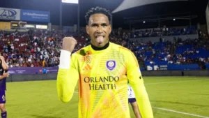 Pedro Gallese ataja dos penales para que Orlando City avance en playoffs de MLS